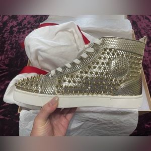 Size 42 EU Christian Louboutin LOUIS ORLATO FLAT CALF GOLD SPIKED